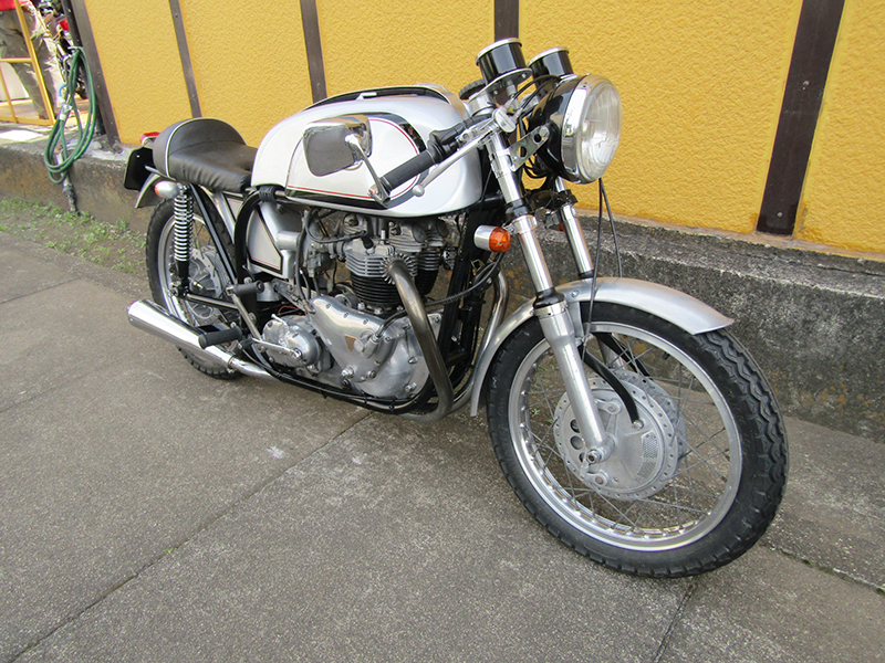 Triton@650 Cafe-Racer