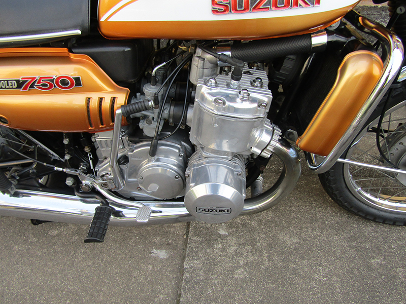 SUZUKI  GT750k^l