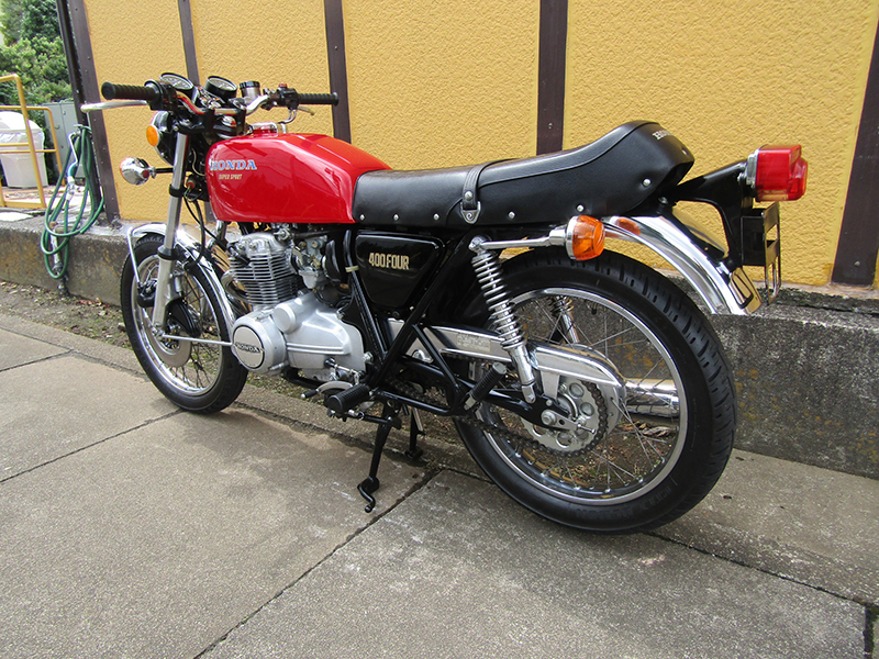 CB400F