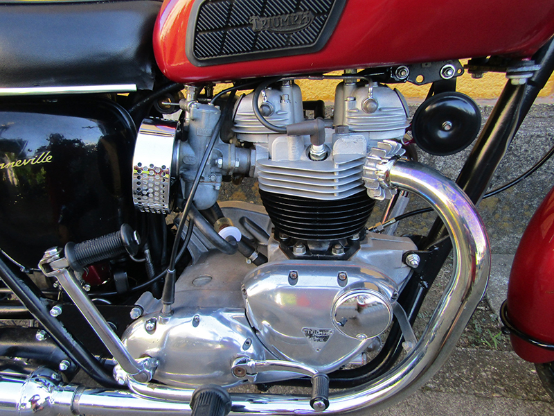 Triumph@TR-6k650lTrophy