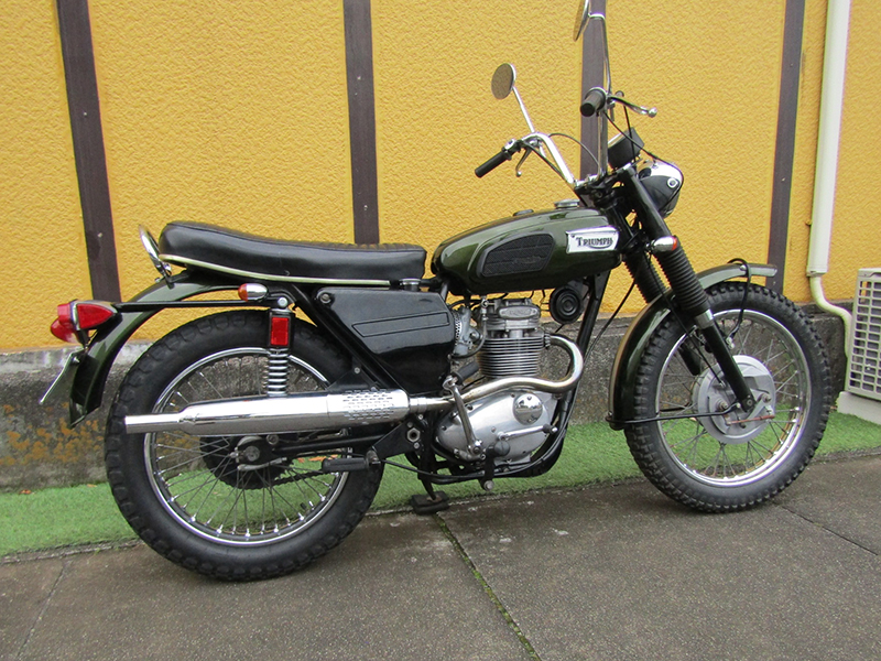 Triumph �s�q�Q�T�v�k250�l