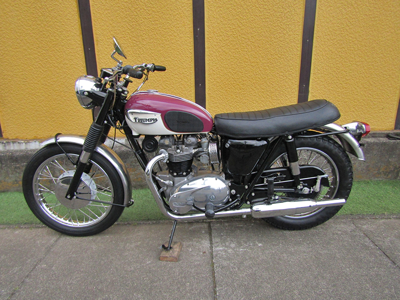 Triumph T120R�k650�lBonnevill