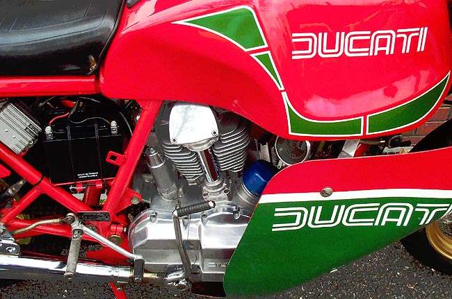 DUCATI 900 DESMO M.H.Repilica