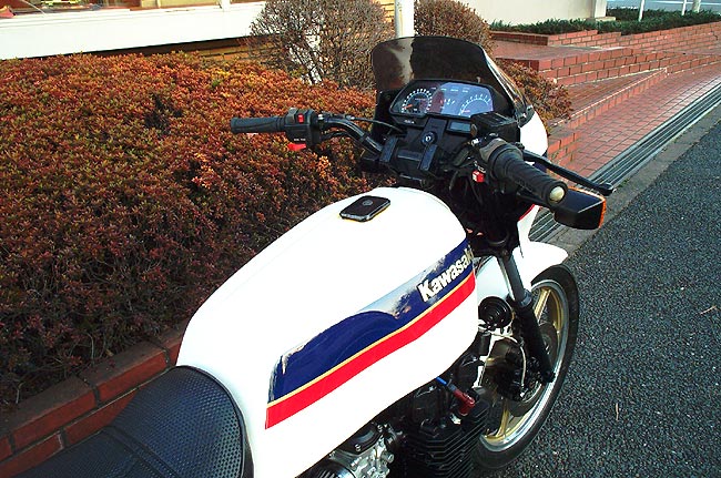 Z1000R2