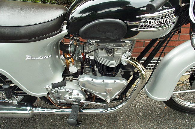 Triumph6T(650)Thunderbird Bathtub 