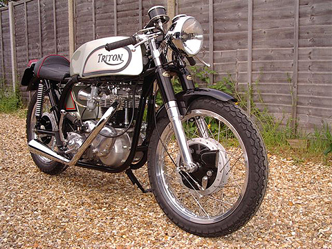 Triton 650kBonneville^EgtETwinLudll 