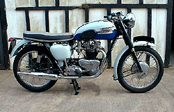 秀逸なる、世界のクラシックバイクが集結する 日本唯一の専門店！！